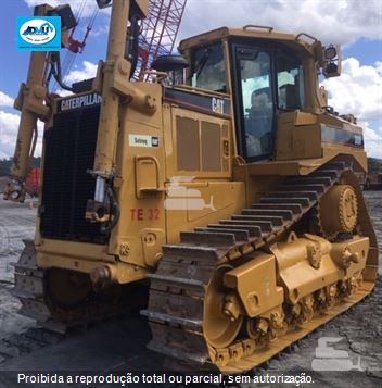 Trator de Esteira Caterpillar D8R