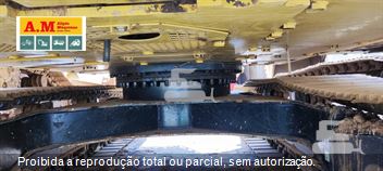 Escavadeira Caterpillar 320