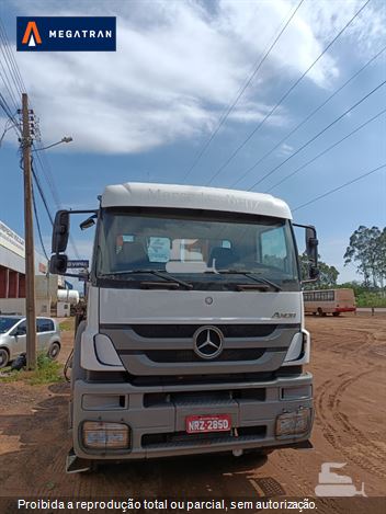 Caminhão Mercedes-Benz Axor 3344 S 6x4 2p (diesel)