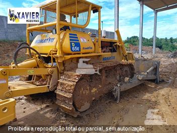 Trator de Esteira Komatsu D65