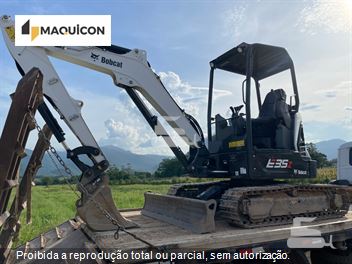 Mini-Escavadeira Bobcat E35z