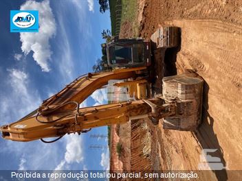 Escavadeira Hyundai R210LC-7