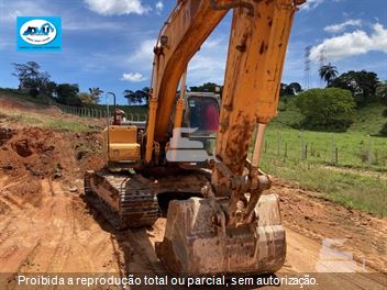 Escavadeira Hyundai R210LC-7
