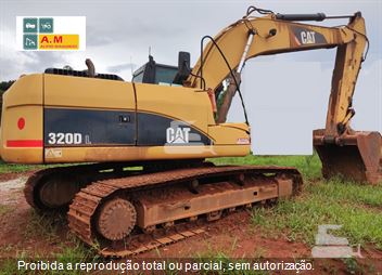 Escavadeira Caterpillar 320DL