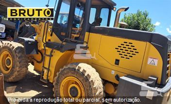 Pá Carregadeira Maxloader XM935