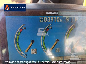 Escavadeira Komatsu PC130