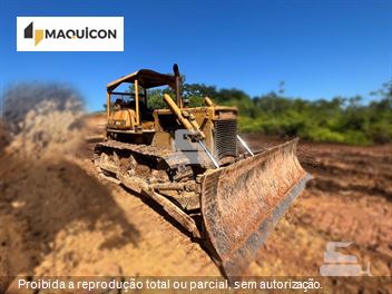 Trator de Esteira Komatsu D65
