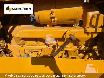 Trator de Esteira Komatsu D65