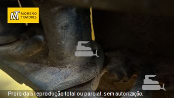 Trator de Esteira Caterpillar D4E