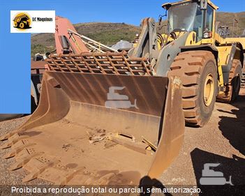 Pá Carregadeira Volvo L220G