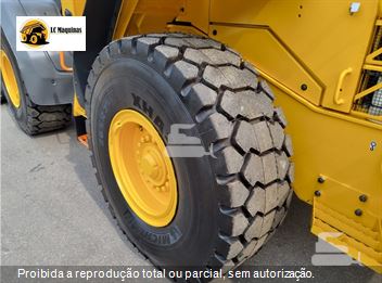 Pá Carregadeira Volvo L90F
