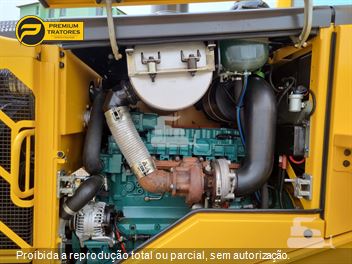 Pá Carregadeira Volvo L90F