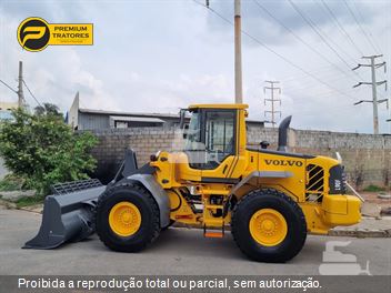Pá Carregadeira Volvo L90F