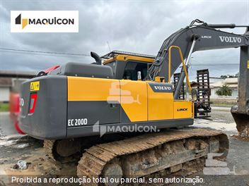 Escavadeira Volvo EC200D