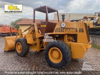 Pá Carregadeira Case W20B