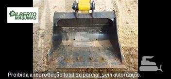 Escavadeira Caterpillar 320