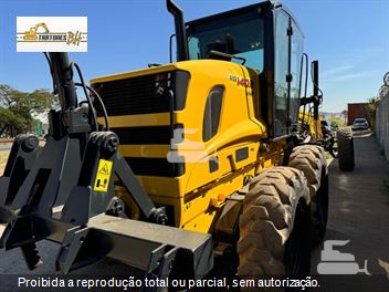 Motoniveladora New Holland RG140B