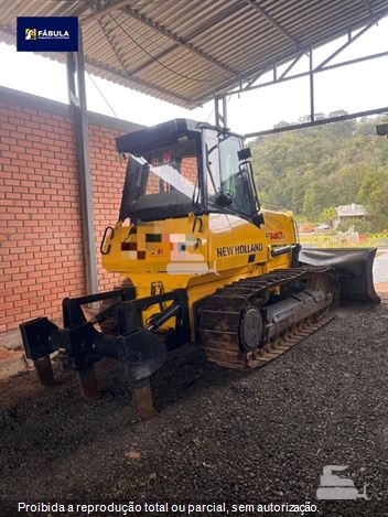 Trator de Esteira New Holland D140 B