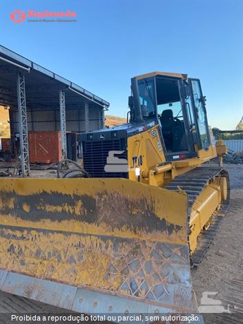 Trator de Esteira John Deere 750J