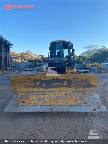 Trator de Esteira John Deere 750J
