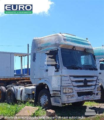 Caminhão Sinotruk Howo 380 6x2 2p (diesel)