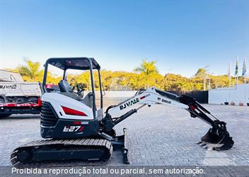Mini-Escavadeira Bobcat E27z