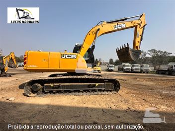 Escavadeira JCB JS200