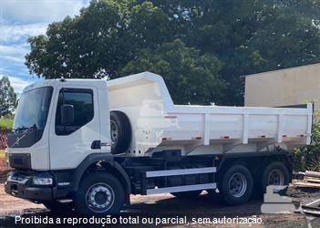 Caminhão Volvo VM 270 6x4 2p (Diesel) (E5)