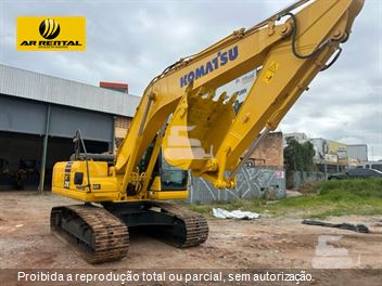 Escavadeira Komatsu PC210