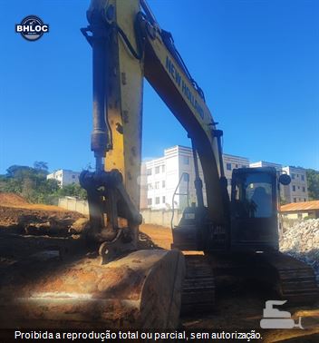 Escavadeira New Holland E175 C