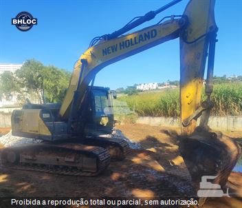 Escavadeira New Holland E175 C