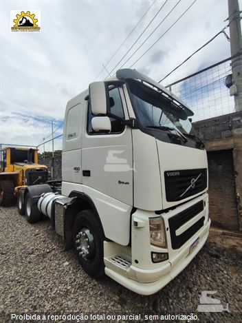 Caminhão Volvo FH-460 6x4 2p (Diesel) (E5)