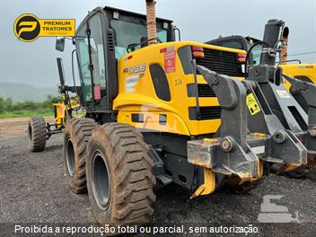 Motoniveladora New Holland RG170B