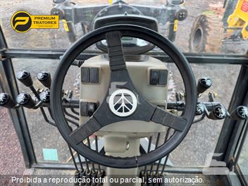 Motoniveladora New Holland RG170B