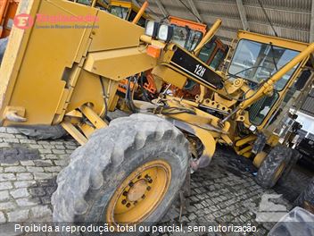 Motoniveladora Caterpillar 12H