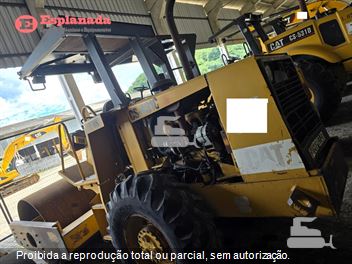 Rolo Compactador Caterpillar CS-431C