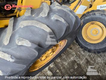 Rolo Compactador Caterpillar CS-431C