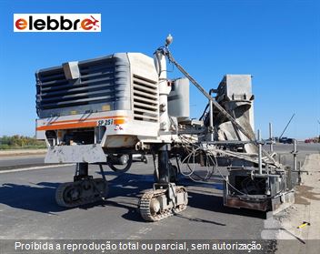Pavimentadora de Concreto wirtgen SP 25