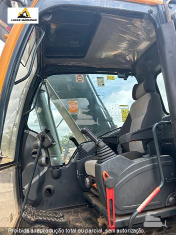 Escavadeira Hyundai R220LC-9S