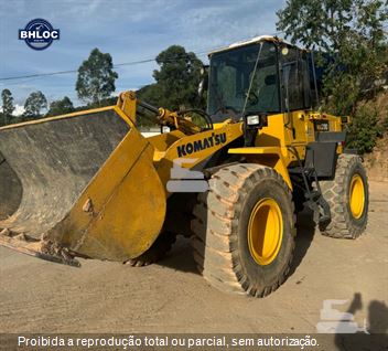 Pá Carregadeira Komatsu WA200