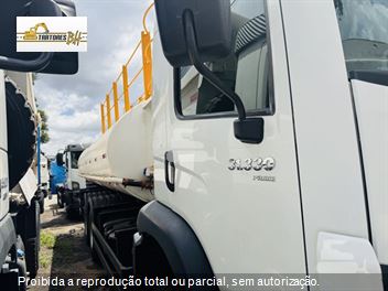 Caminhão Volkswagen 31-330 E Constellation 6x4 2p (Diesel)(E5)