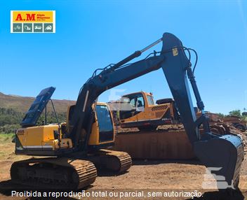 Escavadeira Hyundai R140LC-9