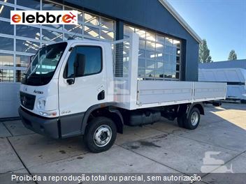 Caminhão Mercedes-Benz Accelo 915C 2p (diesel)