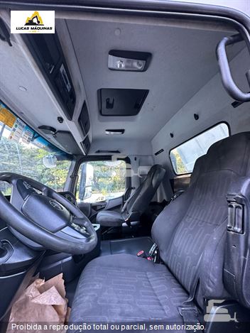 Caminhão Mercedes-Benz AROCS 4851 K 8x4 (diesel)(E5)