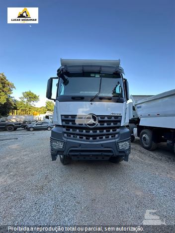 Caminhão Mercedes-Benz AROCS 4851 K 8x4 (diesel)(E5)