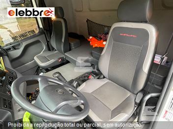 Caminhão Volkswagen 24-280 E Constellation 6x2 2p (Diesel)(E5)