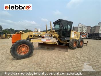 Motoniveladora Komatsu GD555-3