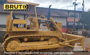 Trator de Esteira Caterpillar D5B