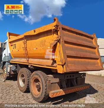 Caminhão Mercedes-Benz Axor 4144 K 6x4 2p (diesel)
