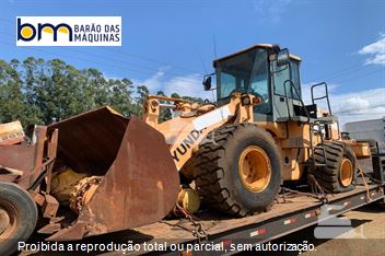 PÁ CARREGADEIRA HYUNDAI – HL757-7